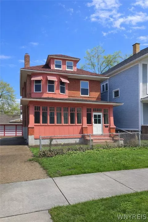87 Merrimac St, Buffalo, NY 14214