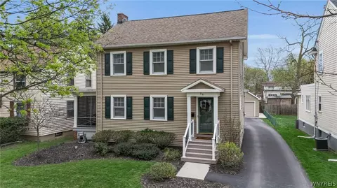 94 Highland Dr, Amherst, NY 14221