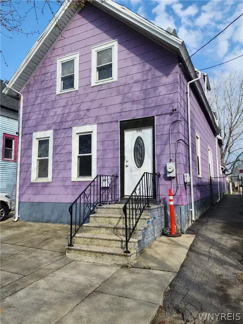 111 Bushnell St, Buffalo, NY 14206