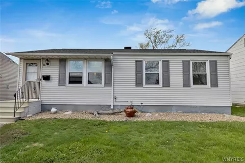 16 E Rouen Dr, Cheektowaga, NY 14227