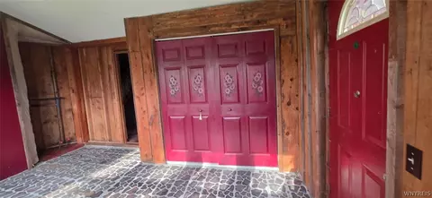Entry Way - 4740 Route 77, Java, NY 14082 photo 3 of 11