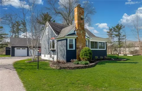 1840 Bullis Rd, Elma, NY 14059