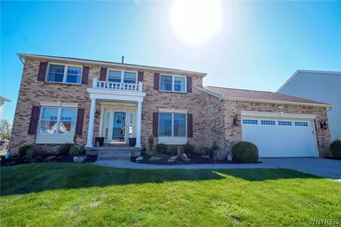 70 Nina Ter, West Seneca, NY 14224