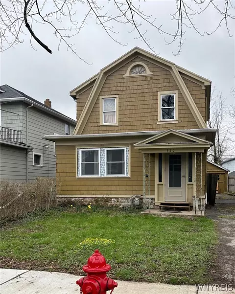 127 W Northrup Pl, Buffalo, NY 14214