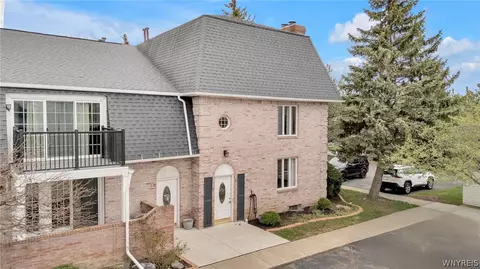 4585 Chestnut Ridge Rd #11, Amherst, NY 14228