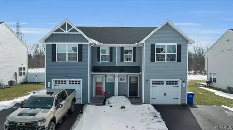 107 Grant Blvd, West Seneca, NY 14218