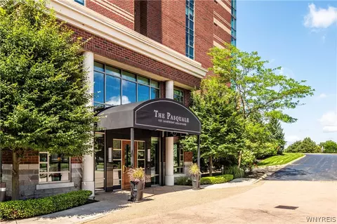 132 Lakefront Blvd #404, Buffalo, NY 14202