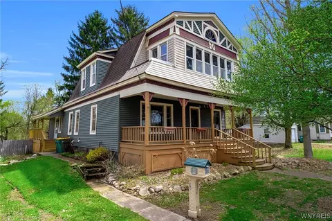 128 Liberty St, Arcade, NY 14009