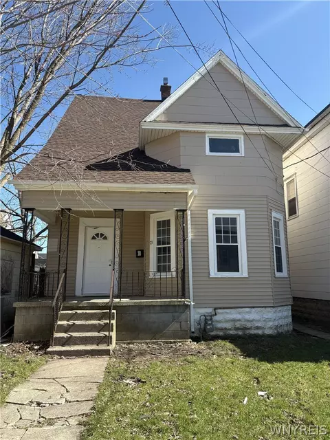 73 Hunt Ave, Buffalo, NY 14207