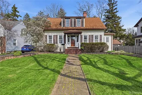 156 Garrison Rd, Amherst, NY 14221