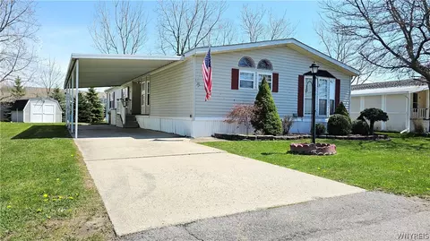 20 Calla Way, Cheektowaga, NY 14225