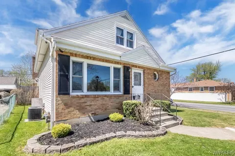 76 Lamson Rd, Buffalo, NY 14223