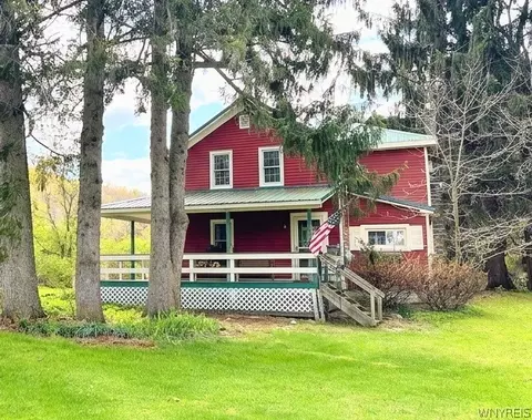 4527 Route 242, Machias, NY 14101