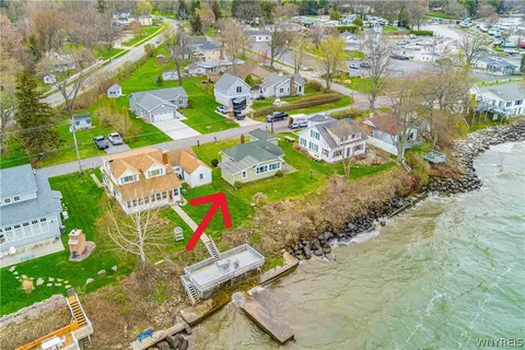 179 Ontario St, Wilson, NY 14172