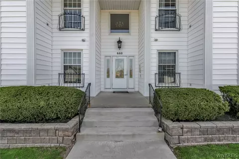 Exterior - 660 Youngs Rd #E, Amherst, NY 14221 photo 4 of 4
