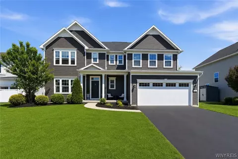 158 Sierra Dr, Amherst, NY 14228