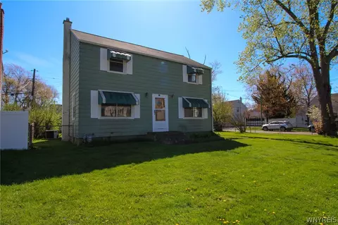 29 Allendale Rd, Cheektowaga, NY 14215