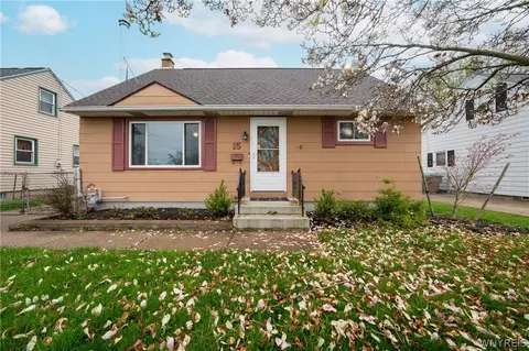 15 Harris Ct, Cheektowaga, NY 14225