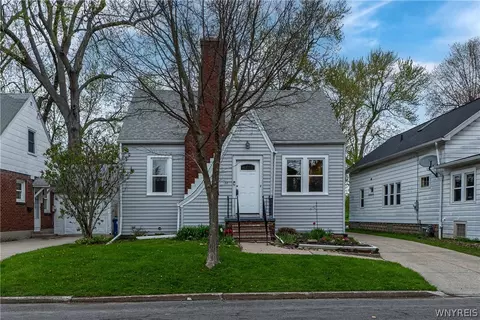 34 Cornell Ave, Amherst, NY 14226