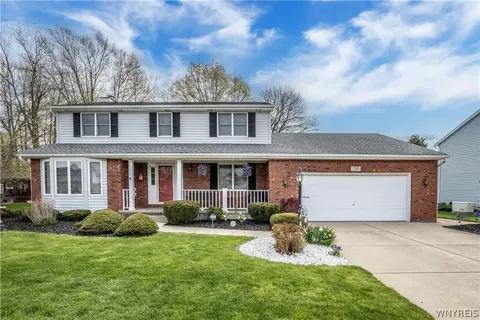 7295 Norman Rd, Wheatfield, NY 14120
