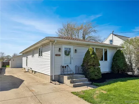 874 Beach Rd, Cheektowaga, NY 14225