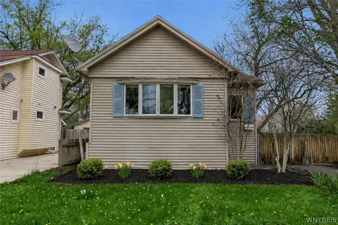 79 Lind Ave, West Seneca, NY 14224