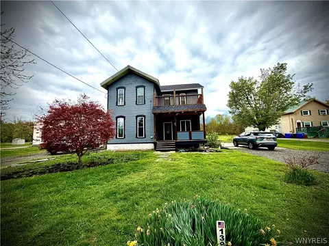 139 S Main St, Evans, NY 14006