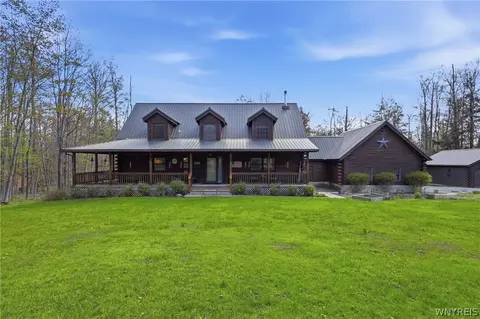 23 Cherrywood Rdg, Holland, NY 14080
