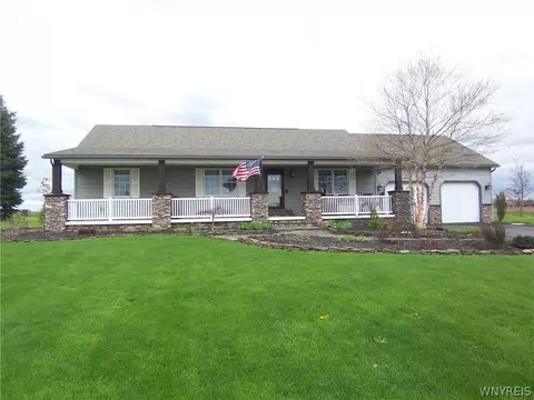 3212 Lockport Rd, Oakfield, NY 14125