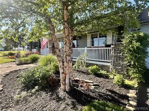 3212 Lockport Rd, Oakfield, NY 14125
