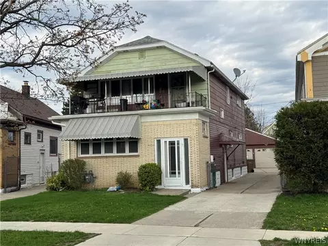 41 Pendennis Pl, Cheektowaga, NY 14225