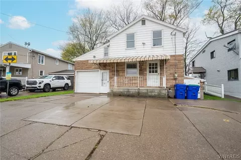 61 N Shore Dr, Buffalo, NY 14219