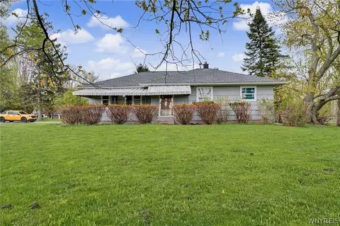 13211 Henskee Rd, Alden, NY 14004