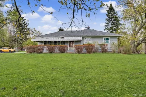 13211 Henskee Rd, Alden, NY 14004