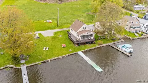 6277 Lakes End Ln, Canadice, NY 14471