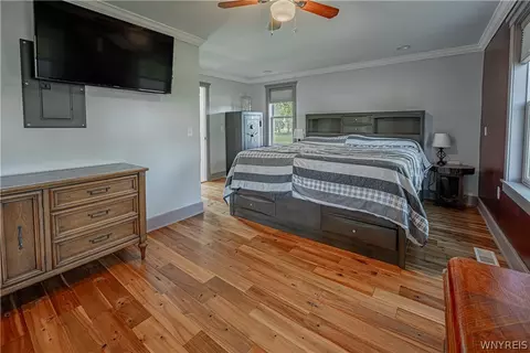Bedroom - 2367 Hess Rd, Appleton, NY 14008 photo 2 of 7