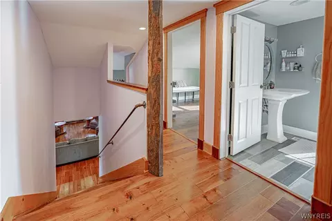 Entry Way - 2367 Hess Rd, Appleton, NY 14008 photo 9 of 11