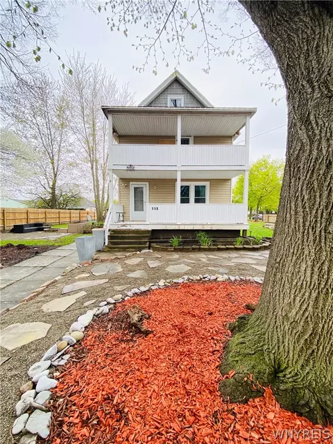 558 25th St, Niagara Falls, NY 14301