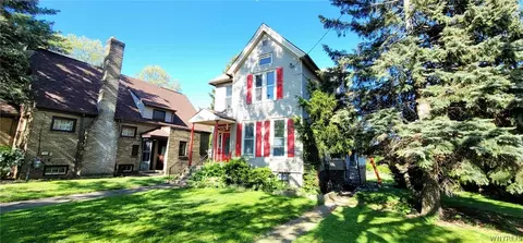 317 Portage Rd, Niagara Falls, NY 14303