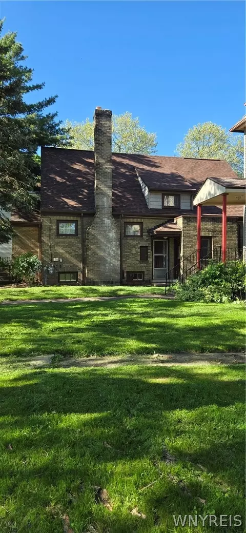 323 Portage Rd, Niagara Falls, NY 14303