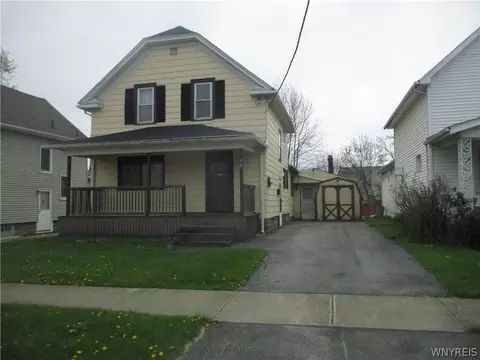 39 James St, Tonawanda, NY 14150