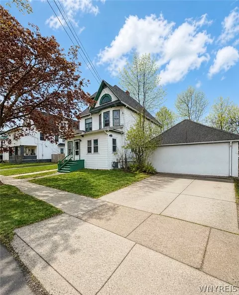 143 Okell St, Buffalo, NY 14220