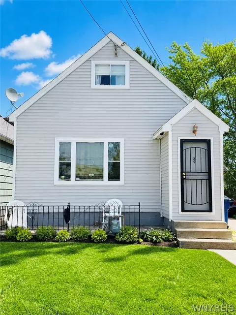 39 Koons Ave, Buffalo, NY 14212