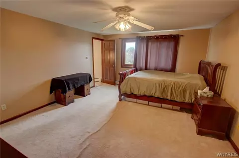 Bedroom - 5 Hidden Trl, Lancaster, NY 14086 photo 3 of 8