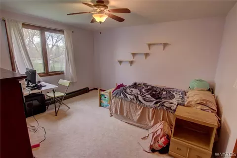 Bedroom - 5 Hidden Trl, Lancaster, NY 14086 photo 8 of 8