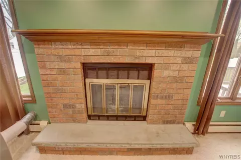 Living - 5 Hidden Trl, Lancaster, NY 14086 photo 3 of 5