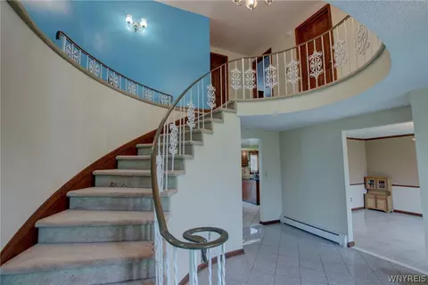 Entry Way - 5 Hidden Trl, Lancaster, NY 14086 photo 1 of 3