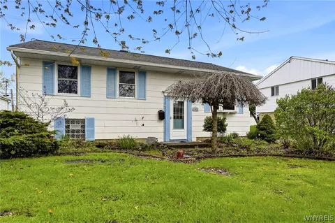 197 Frederick Rd, Tonawanda, NY 14150