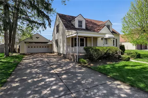 314 Ellington St, Depew, NY 14043
