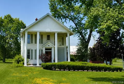 2720 Baseline Rd, Grand Island, NY 14072